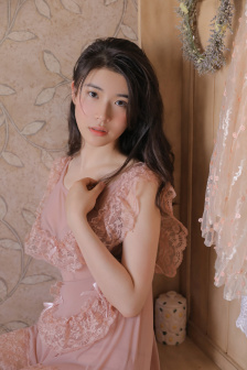 男吃女人双乳免费观看30分钟